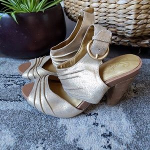 Gold peep toe chunky heels